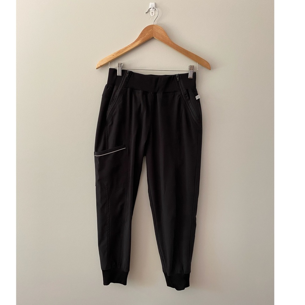 Cherokee Infinity Jogger Scrubs